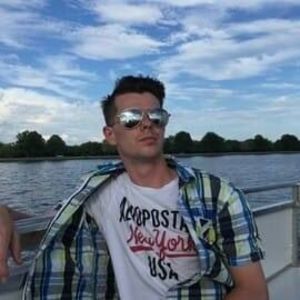 Meet your Posher, Jonathan